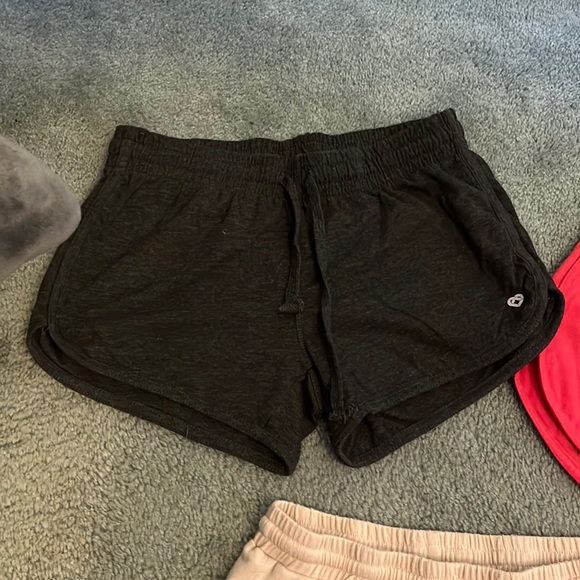 Bundle of shorts - Picture 2 of 4